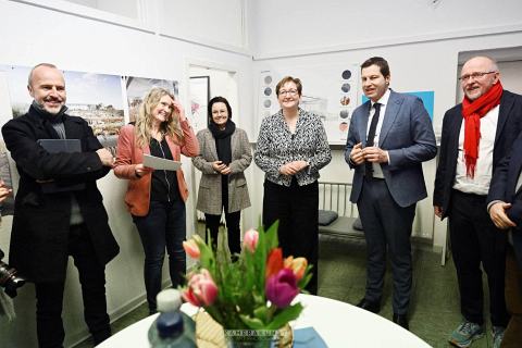 Bundesbauministerin zu Besuch im Bochumer „Haus des Wissens“, Pressetermin und Fotografien vom virtuellen Rundgang
