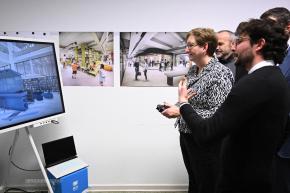 Bundesbauministerin zu Besuch im Bochumer „Haus des Wissens“, Pressetermin und Fotografien vom virtuellen Rundgang