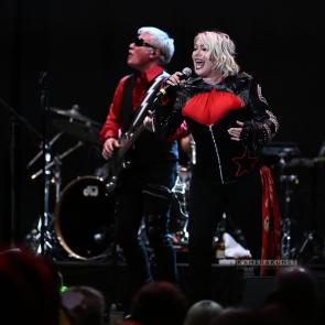 Event photography with Kim Wilde at the live WDR4 event "Ab in die 80er" in Dortmund's Westfalenhalle