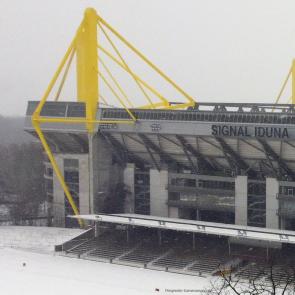 Pressefotografie in Dortmund vom Westfalenstadion Dortmund im Winter
