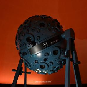 Fotografien zur neuen Pink-Floyd-Musikshow „The Dark Side of The Moon Planetarium Experience“ im Planetraium Bochum